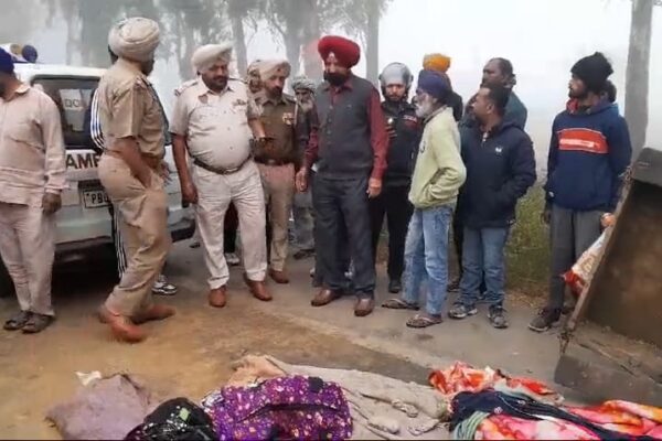 ਫਗਵਾੜਾ ਹੁਸ਼ਿਆਰਪੁਰ ਰੋਡ ਤੇ ਸੜਕ ਹਾਦਸੇ ਚ 3 ਸਾਲ ਦੇ ਬੱਚੇ ਸਮੇਤ 3 ਦੀ ਮੌਤ 2 ਜਖਮੀ